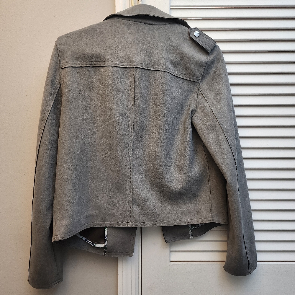 Gray Suede Jacket - image 3